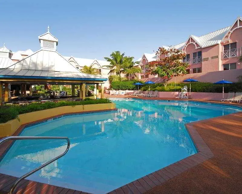 Hotel Comfort Suites Paradise Island Creek Village