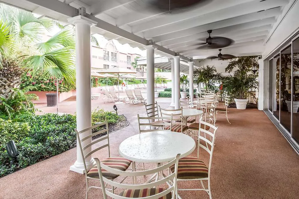 **** Hotel Comfort Suites Paradise Island Creek Village Bahamas