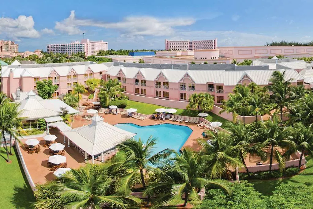 Comfort Suites Paradise Island Creek Village